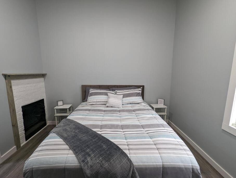 Summerlee Suite - Beautiful Remodeled Farmhouse Oak Hill Exteriör bild