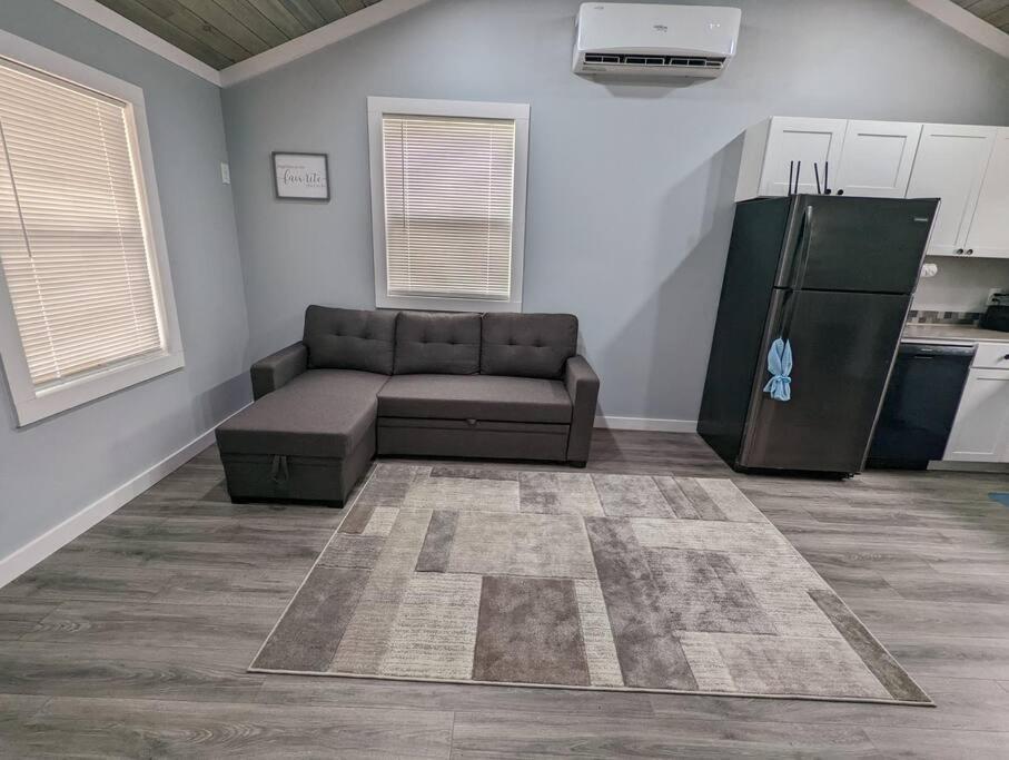 Summerlee Suite - Beautiful Remodeled Farmhouse Oak Hill Exteriör bild